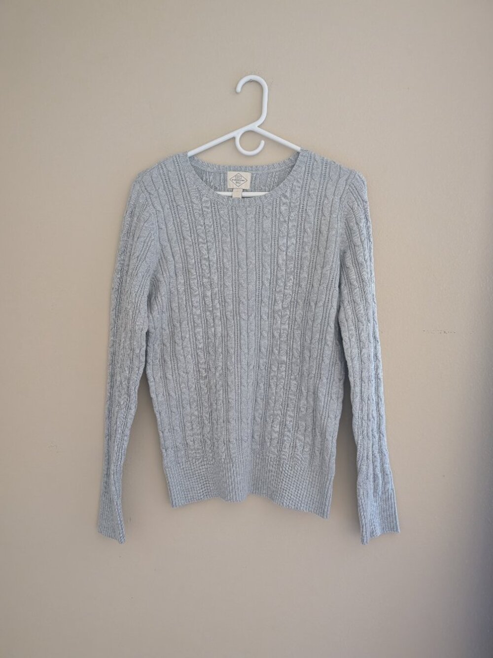 St. John's Bay Crew Neck Grey Classic Cable Knit Sweater Pullover Size Large